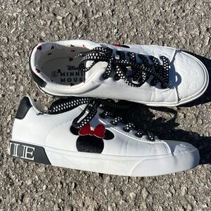 Minnie Mouse Women's Disney Shoes 8.5 Sneaker Tennis Shoe White Bow Park Show